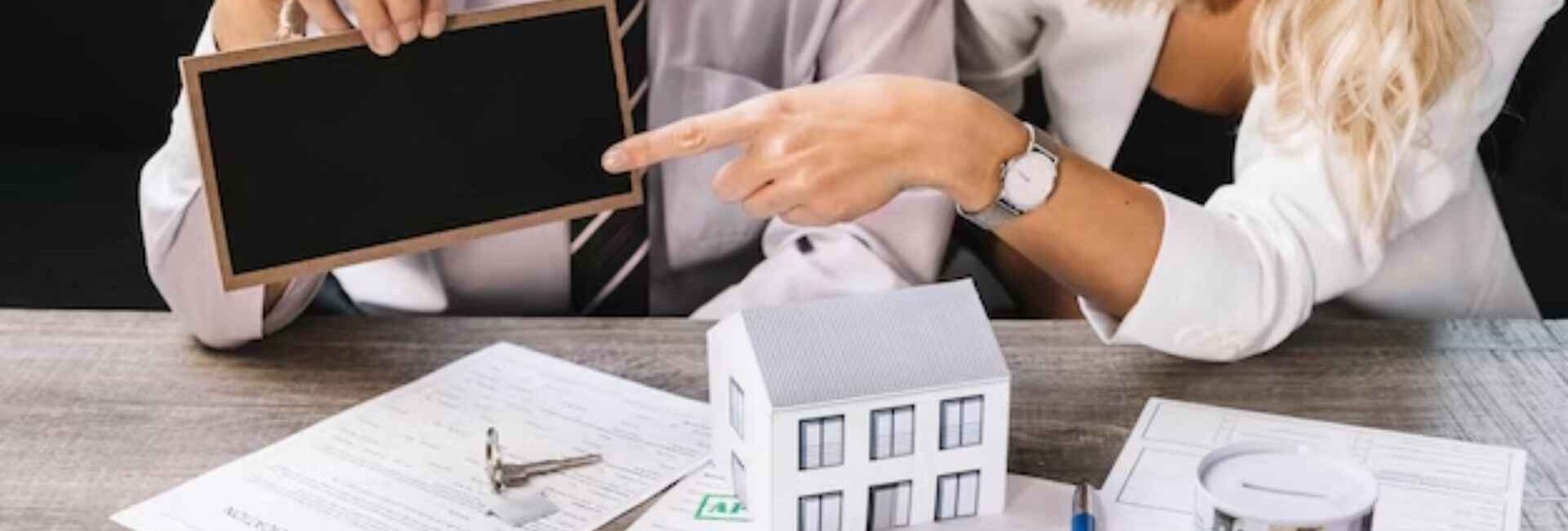 AGS Realtors - East of Kailash - Estate Agent in East of Kailash, New Delhi - Estate Agent in Delhi