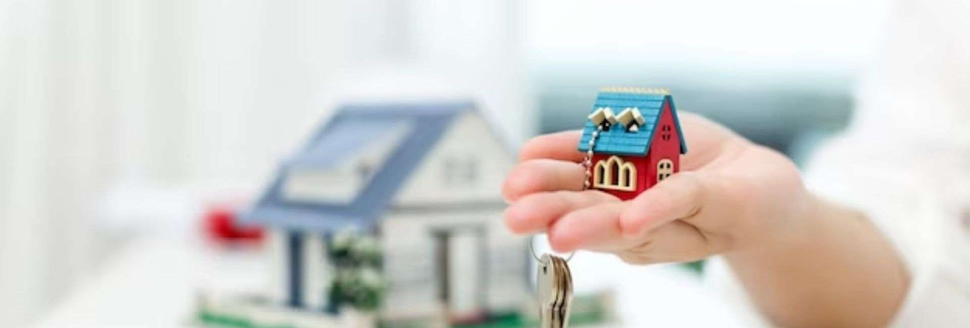 Aggarwal Property And Builders - Estate Agent Commercial Rental in Paschim Vihar, Delhi - Property dealer in Delhi