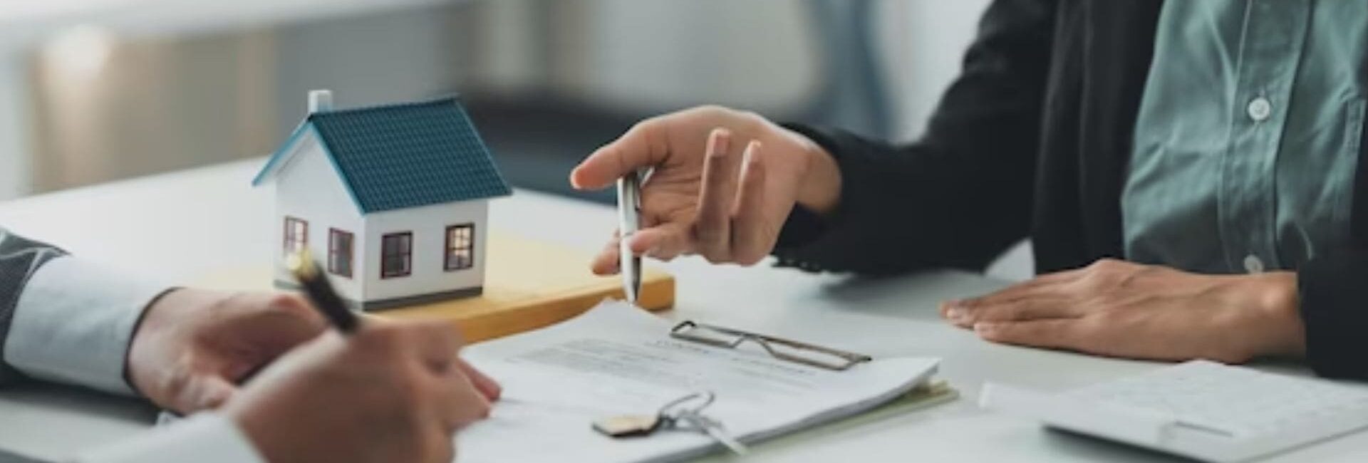 Guru Nanak Properties - Real estate dealer in Uttam Nagar, Delhi - To-Let Services In delhi