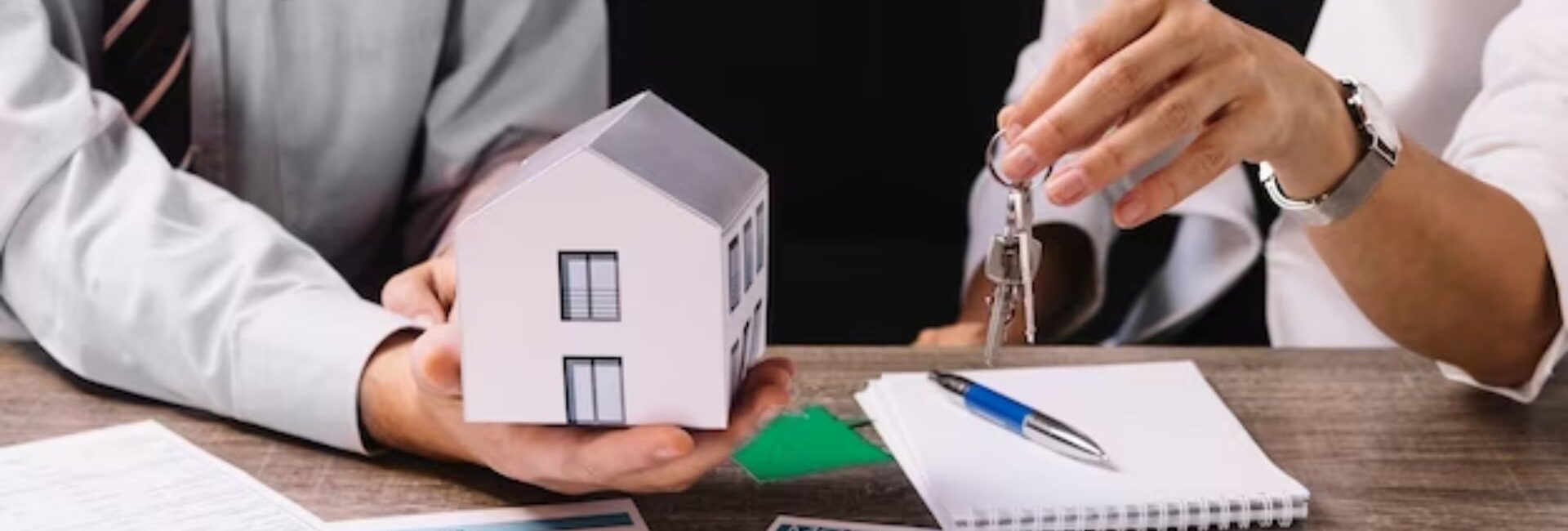 Kharbanda Associates - Property Dealer in Malka Ganj, Delhi - To Let Service in Delhi