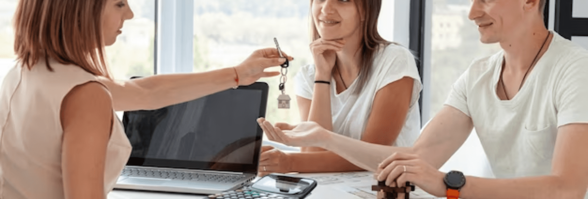 Surinder Properties - Realtor in Karol Bagh Delhi - Property Dealer in Delhi
