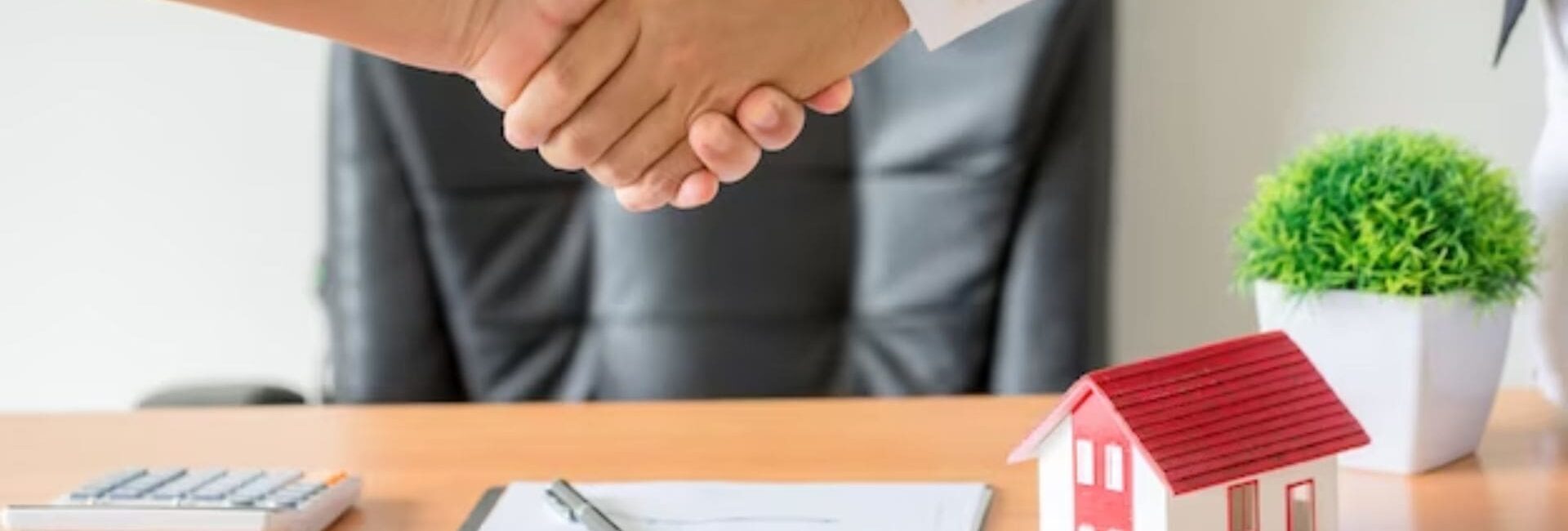 Tasmiya Property Dealer - Estate Agent Commercial Rental in Mustafabad, Delhi - Property dealer in Delhi