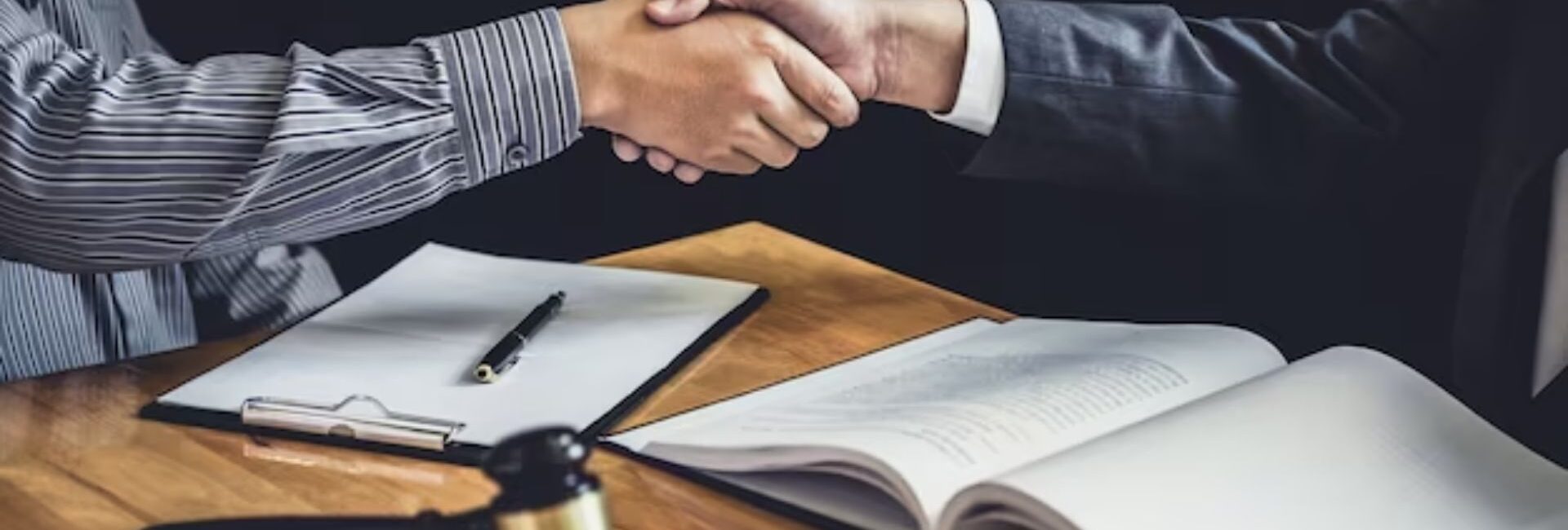 Adv Vipul Shukla - Trusted partner in Legal Service in Greater Kailash, Delhi - Reputed Legal Experts in Delhi