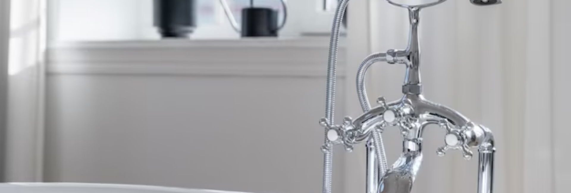 Bath and Tiles World - Best Sanitary Services in Krishna Nagar, Delhi - Sanitary Dealer in Delhi