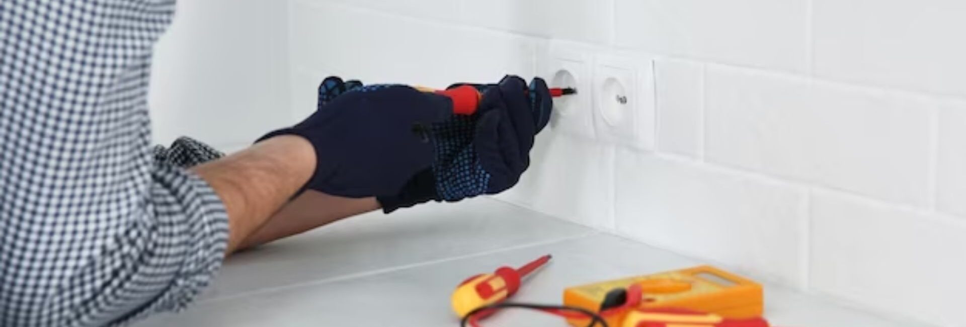 Parashar Electricals - Electrician Service in Pitampura , Delhi - Best Electricians in Delhi