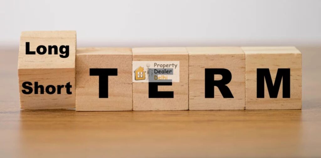 Factors to Consider When Choosing Between Long Term and Short Term Investments