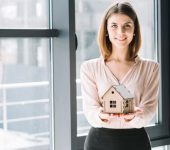 Kohli Properties Dealer - Estate Agent Commercial Rental in Geeta Colony, Delhi - Property dealer in Delhi