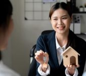 NA Properties - Property Dealer in Jasola, Delhi - Real Estate Agent in Delhi