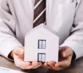 Om Prakash Khinchi Property Dealer - Property Consultant in Karol Bagh Delhi - To-Let services in Delhi