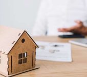 Ravi Mahajan and Co. - Estate Agent in Karam Pura, Delhi - To Let Service in Delhi