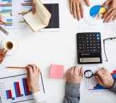 Sanjay Vandna and Associates - Chartered Accountants in Pitampura, Delhi - Expert finances advice in Delhi