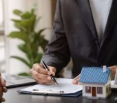 Shri Balaji Properties Karam Pura - Estate Agent in Karam Pura, Delhi - To Let Service in Delhi