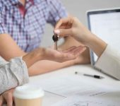 South Delhi Homes Greater Kailash - Realtor in Greater Kailash New Delhi, - Property Dealer in New Delhi