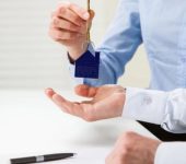 Timmy Realtors - real estate agent in Connaught Place, Delhi